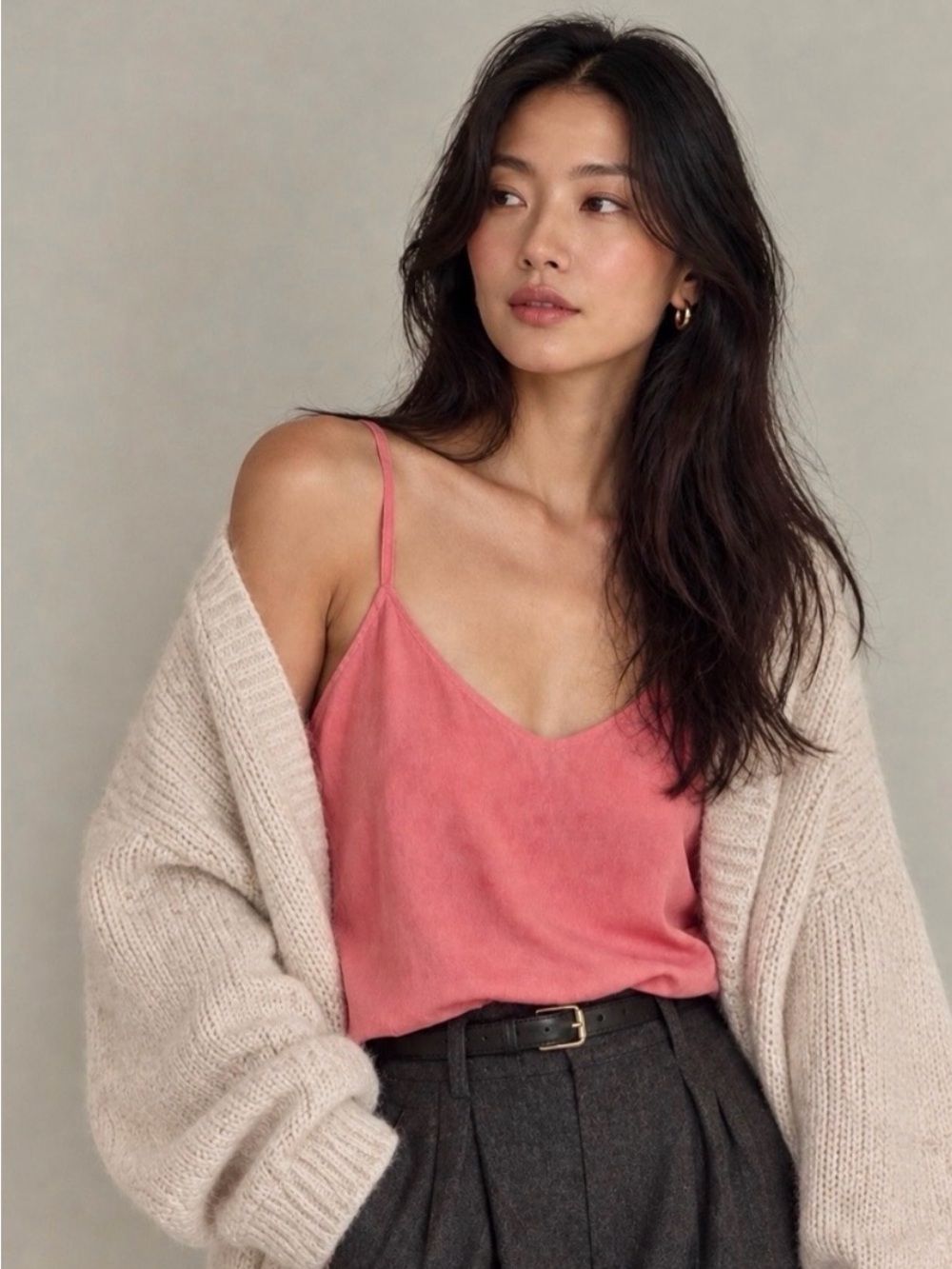Aritzia/Wilfred Coral Pink 100% Silk V-Neck Camisole Women’s Small